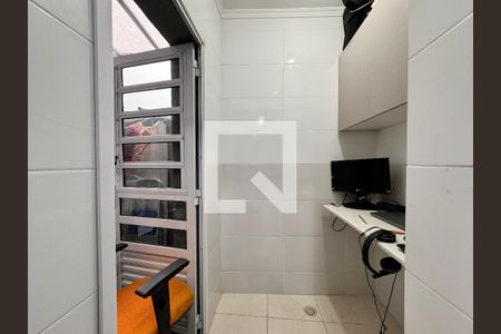 Apartamento à venda com 51m², 2 quartos e 2 vagas Apartamento à venda com 51m², 2 quartos e 2 vagasLavanderia / escritório