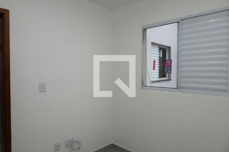 Quarto 1 de apartamento para alugar com 2 quartos, 40m² em Vila Santana, São Paulo