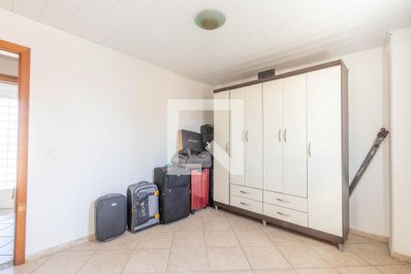 Casa à venda com 246m², 3 quartos e 4 vagas Casa à venda com 246m², 3 quartos e 4 vagasQuarto 2