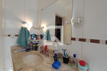 Casa à venda com 320m², 3 quartos e 2 vagasBanheiro