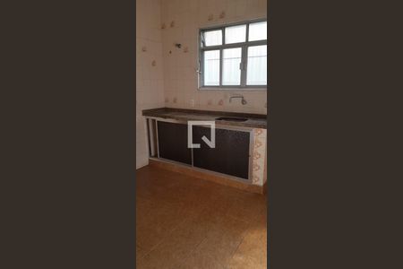 Casa à venda com 200m², 3 quartos e 1 vaga Casa à venda com 200m², 3 quartos e 1 vagaCozinha