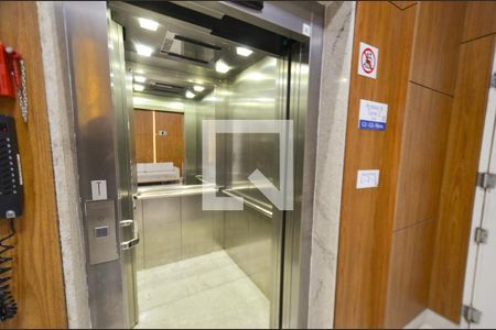 Apartamento à venda com 51m², 2 quartos e 1 vaga Apartamento à venda com 51m², 2 quartos e 1 vagaHall de entrada