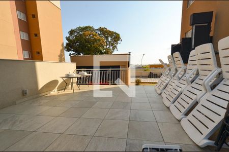Apartamento à venda com 51m², 2 quartos e 1 vaga Apartamento à venda com 51m², 2 quartos e 1 vagaPiscina