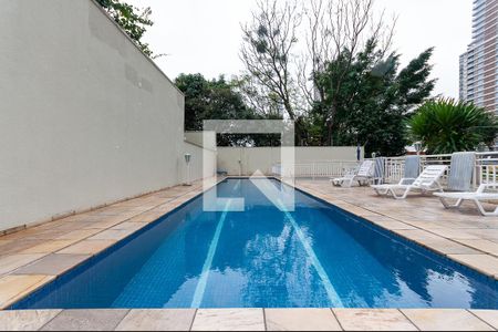 Apartamento à venda com 74m², 3 quartos e 2 vagas Apartamento à venda com 74m², 3 quartos e 2 vagasÁrea Comum - Piscina