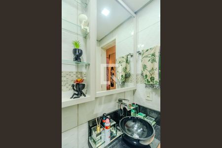 Apartamento à venda com 69m², 3 quartos e 1 vaga Apartamento à venda com 69m², 3 quartos e 1 vagaBanheiro