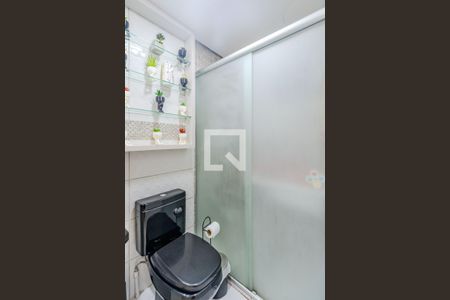 Apartamento à venda com 69m², 3 quartos e 1 vaga Apartamento à venda com 69m², 3 quartos e 1 vagaBanheiro do Quarto 2