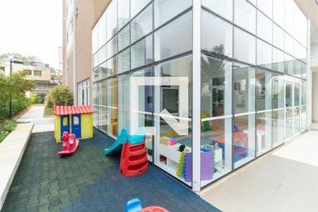 Apartamento à venda com 82m², 3 quartos e 2 vagas Apartamento à venda com 82m², 3 quartos e 2 vagasPlayground
