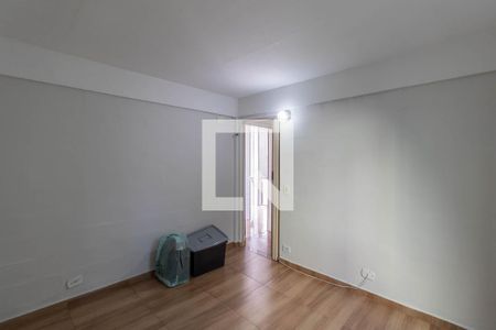 Quarto 1 de apartamento para alugar com 2 quartos, 48m² em Vila Sílvia, São Paulo