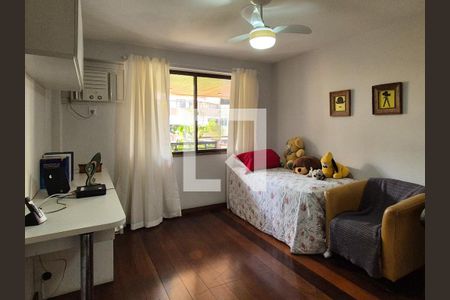 Apartamento à venda com 180m², 3 quartos e 2 vagasQuarto 2