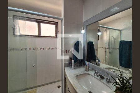 Apartamento à venda com 180m², 3 quartos e 2 vagasBanheiro da Suíte