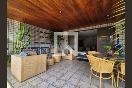 Apartamento à venda com 180m², 3 quartos e 2 vagasVaranda