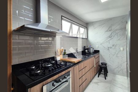 Apartamento à venda com 180m², 3 quartos e 2 vagasCozinha