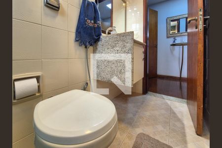 Apartamento à venda com 180m², 3 quartos e 2 vagasBanheiro 3