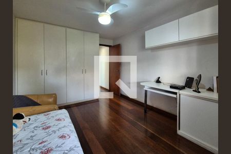 Apartamento à venda com 180m², 3 quartos e 2 vagasQuarto 2