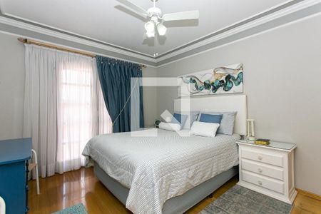 Casa à venda com 250m², 4 quartos e 2 vagasSuíte 1