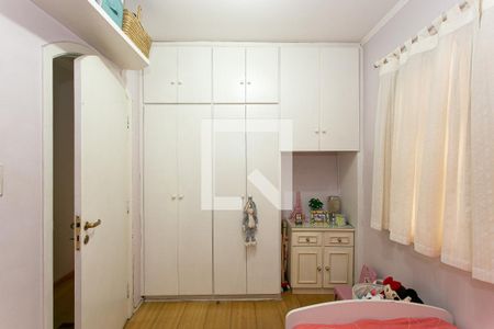 Casa à venda com 250m², 4 quartos e 2 vagasSuíte 2