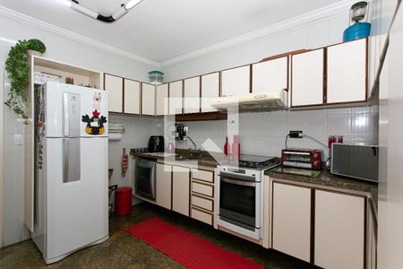 Casa à venda com 250m², 4 quartos e 2 vagasCozinha