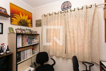 Casa à venda com 250m², 4 quartos e 2 vagasEscritório