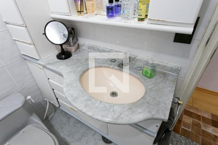 Casa à venda com 250m², 4 quartos e 2 vagasBanheiro da Suíte 1