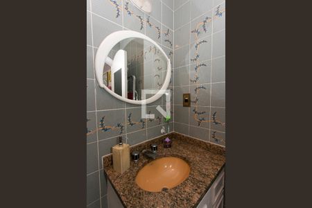 Casa à venda com 250m², 4 quartos e 2 vagasBanheiro da Suíte 2