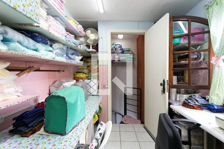 Casa à venda com 250m², 4 quartos e 2 vagasEdícula - Quarto