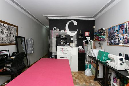 Casa à venda com 250m², 4 quartos e 2 vagasSuíte 3