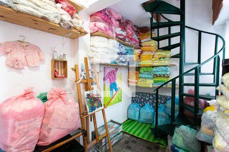 Casa à venda com 250m², 4 quartos e 2 vagasEdícula - Sala