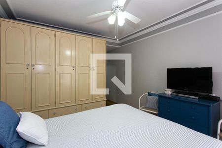 Casa à venda com 250m², 4 quartos e 2 vagasSuíte 1