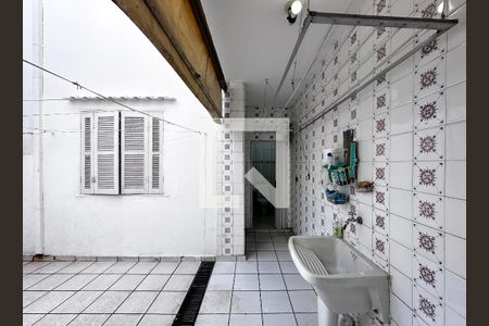 Casa à venda com 145m², 3 quartos e 1 vagaÁrea de Serviço