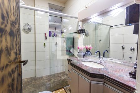 Apartamento à venda com 110m², 3 quartos e sem vaga Apartamento à venda com 110m², 3 quartos e sem vagaBanheiro Social