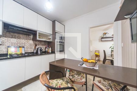 Casa à venda com 220m², 4 quartos e 3 vagasCozinha