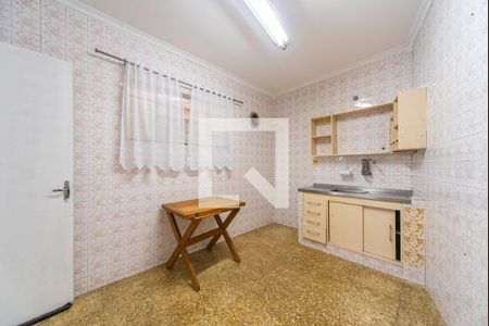 Casa à venda com 220m², 4 quartos e 3 vagasCozinha da Edícula