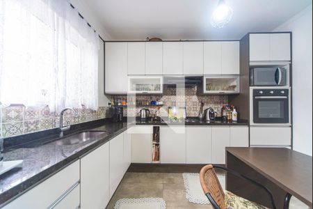 Casa à venda com 220m², 4 quartos e 3 vagasCozinha