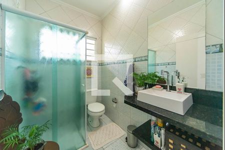 Casa à venda com 220m², 4 quartos e 3 vagasBanheiro Social 1