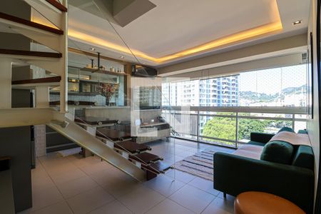 Sala de apartamento à venda com 2 quartos, 120m² em Praça da Bandeira, Rio de Janeiro