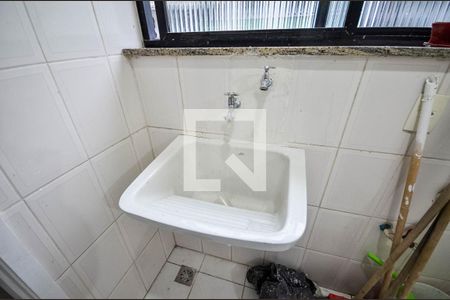 Apartamento à venda com 145m², 2 quartos e 2 vagas Apartamento à venda com 145m², 2 quartos e 2 vagasÁrea de Serviço