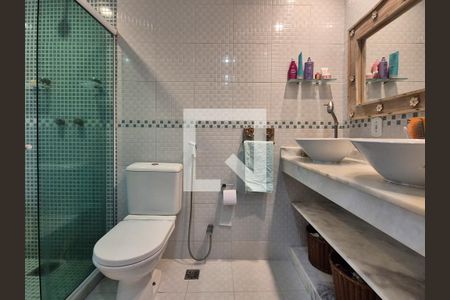 Casa de condomínio à venda com 170m², 4 quartos e 2 vagas Casa de condomínio à venda com 170m², 4 quartos e 2 vagasBanheiro da Suíte 3