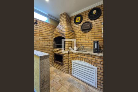 Casa de condomínio à venda com 170m², 4 quartos e 2 vagas Casa de condomínio à venda com 170m², 4 quartos e 2 vagasÁrea gourmet