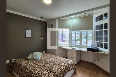 Casa de condomínio à venda com 170m², 4 quartos e 2 vagas Casa de condomínio à venda com 170m², 4 quartos e 2 vagasSuíte 2