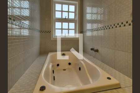 Casa de condomínio à venda com 170m², 4 quartos e 2 vagas Casa de condomínio à venda com 170m², 4 quartos e 2 vagasBanheiro da Suíte 3