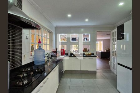 Casa de condomínio à venda com 170m², 4 quartos e 2 vagas Casa de condomínio à venda com 170m², 4 quartos e 2 vagasCozinha