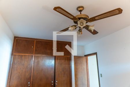 Casa à venda com 286m², 4 quartos e 4 vagasQuarto 2