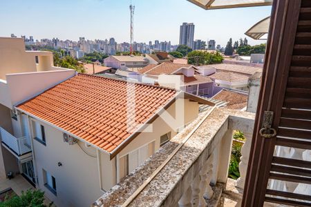 Casa à venda com 286m², 4 quartos e 4 vagasSuíte