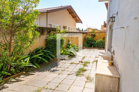 Casa à venda com 286m², 4 quartos e 4 vagasQuintal