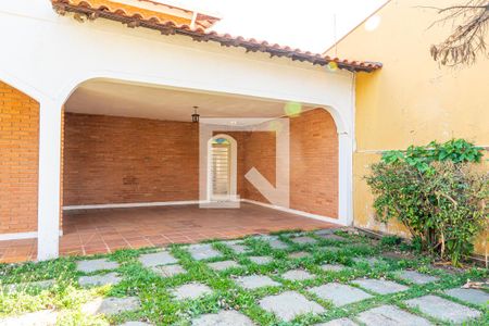 Casa à venda com 286m², 4 quartos e 4 vagasGaragem