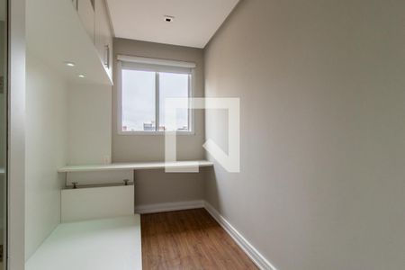 Quarto 1 de apartamento para alugar com 2 quartos, 71m² em São Francisco, Curitiba
