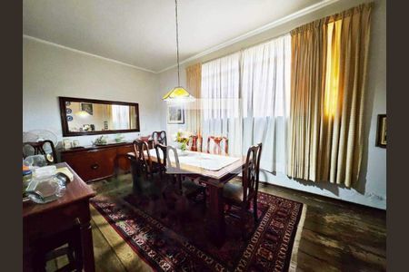 Casa à venda com 387m², 4 quartos e 4 vagas