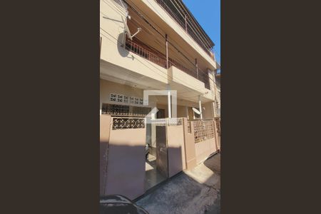 Casa à venda com 110m², 4 quartos e 1 vagaFachada