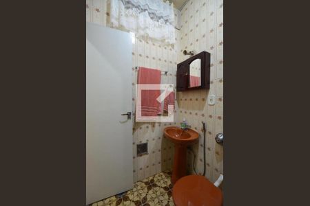 Casa à venda com 110m², 4 quartos e 1 vagaBanheiro Social