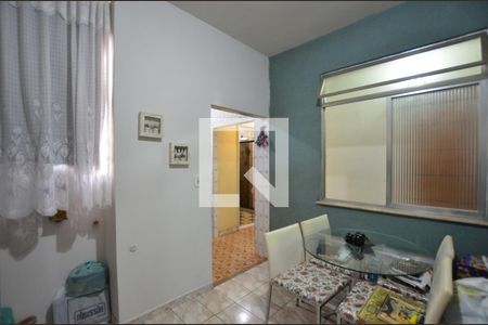 Casa à venda com 110m², 4 quartos e 1 vagaCopa